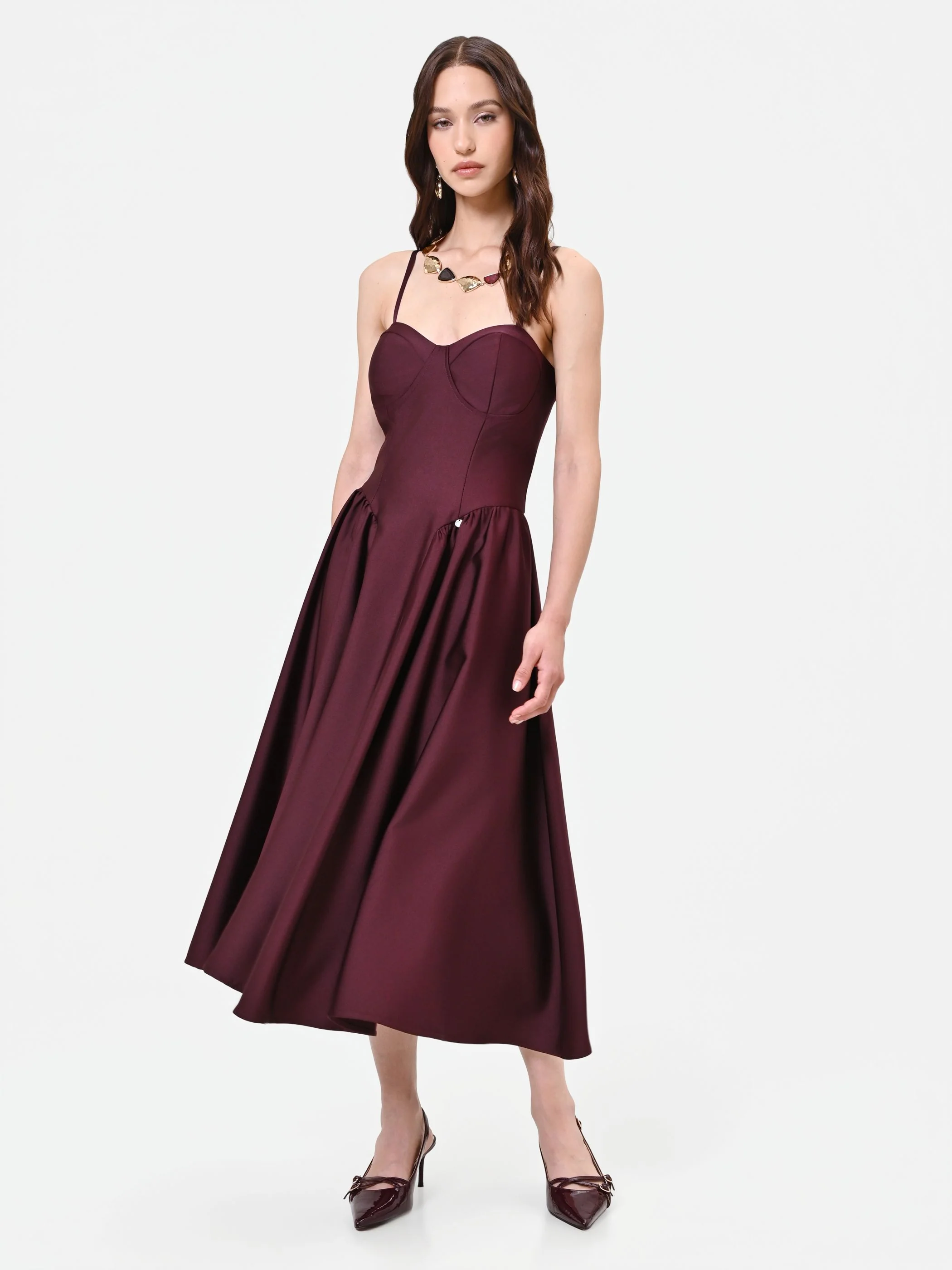 Abito midi bordeaux in raso con dettaglio bustier - Image 4