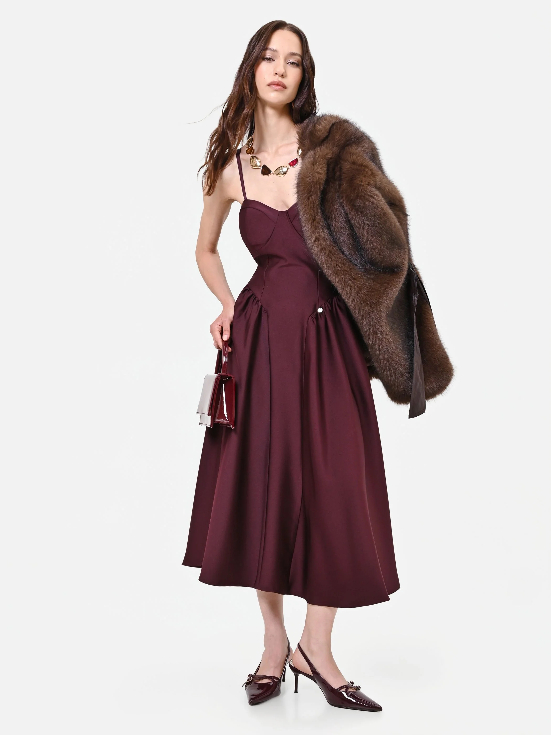 Abito midi bordeaux in raso con dettaglio bustier - Image 5