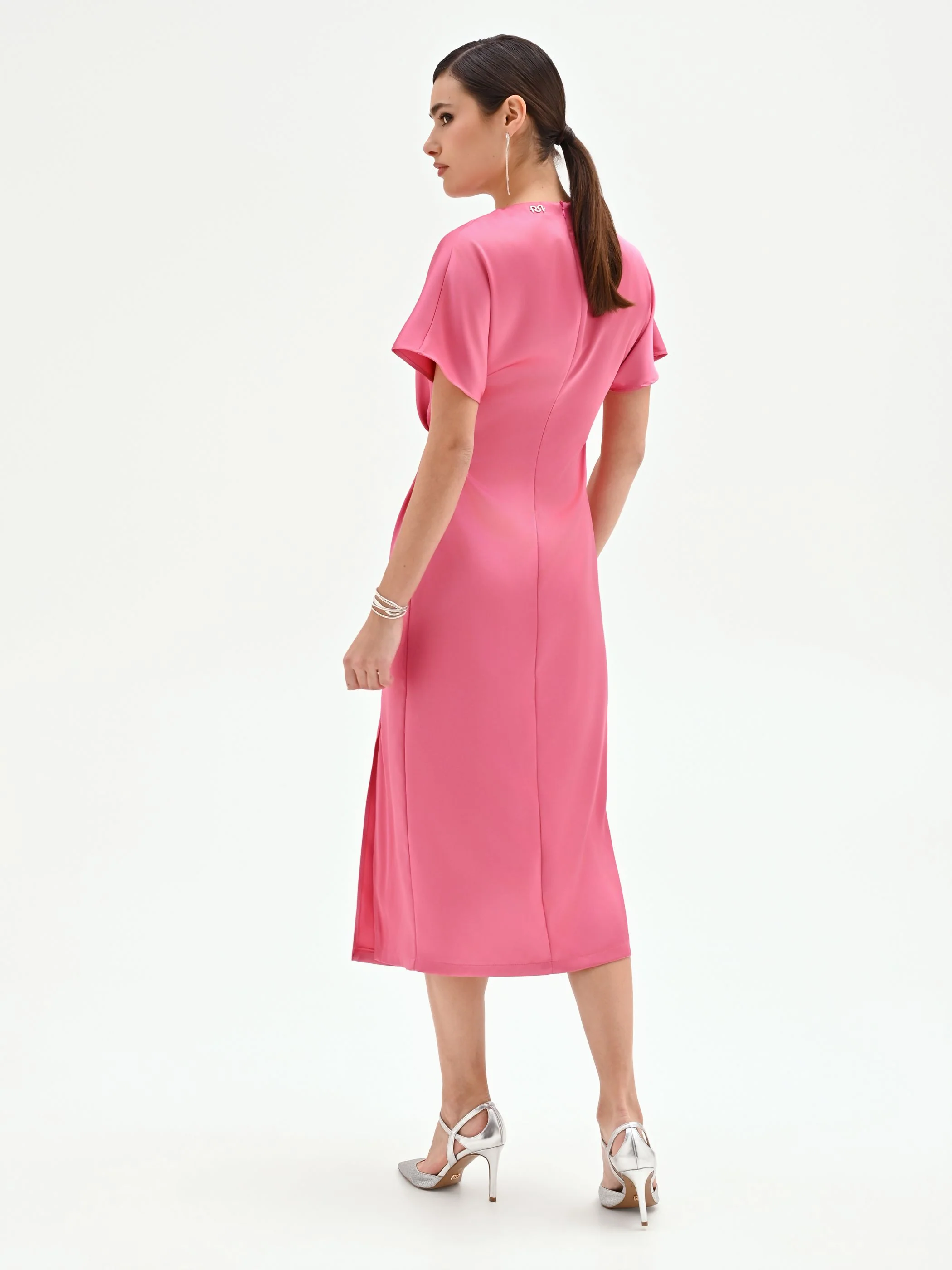 Abito midi rosa con nodo laterale - Image 2