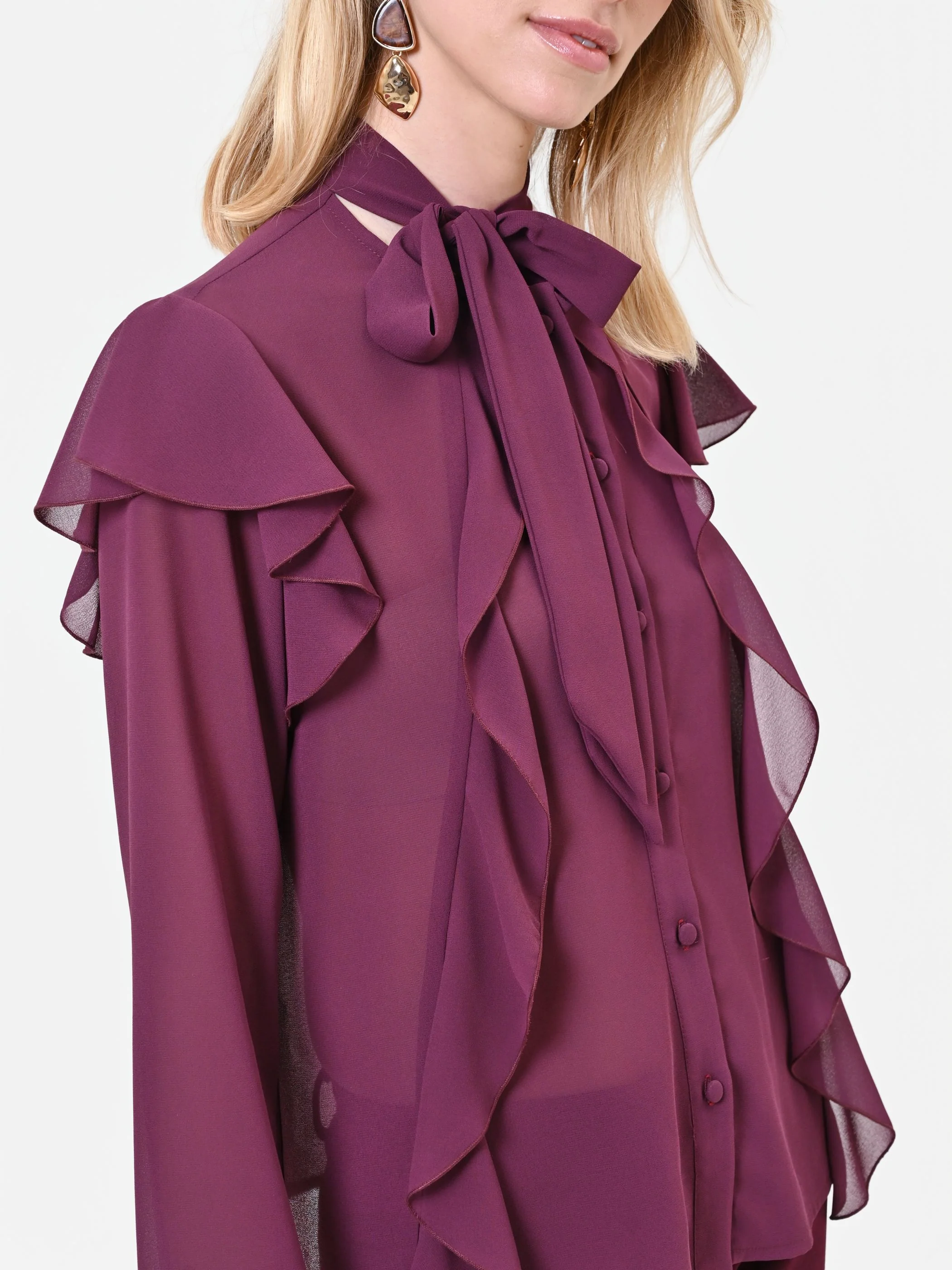 Blusa bordeaux rosso con fiocco e rouches - Image 4