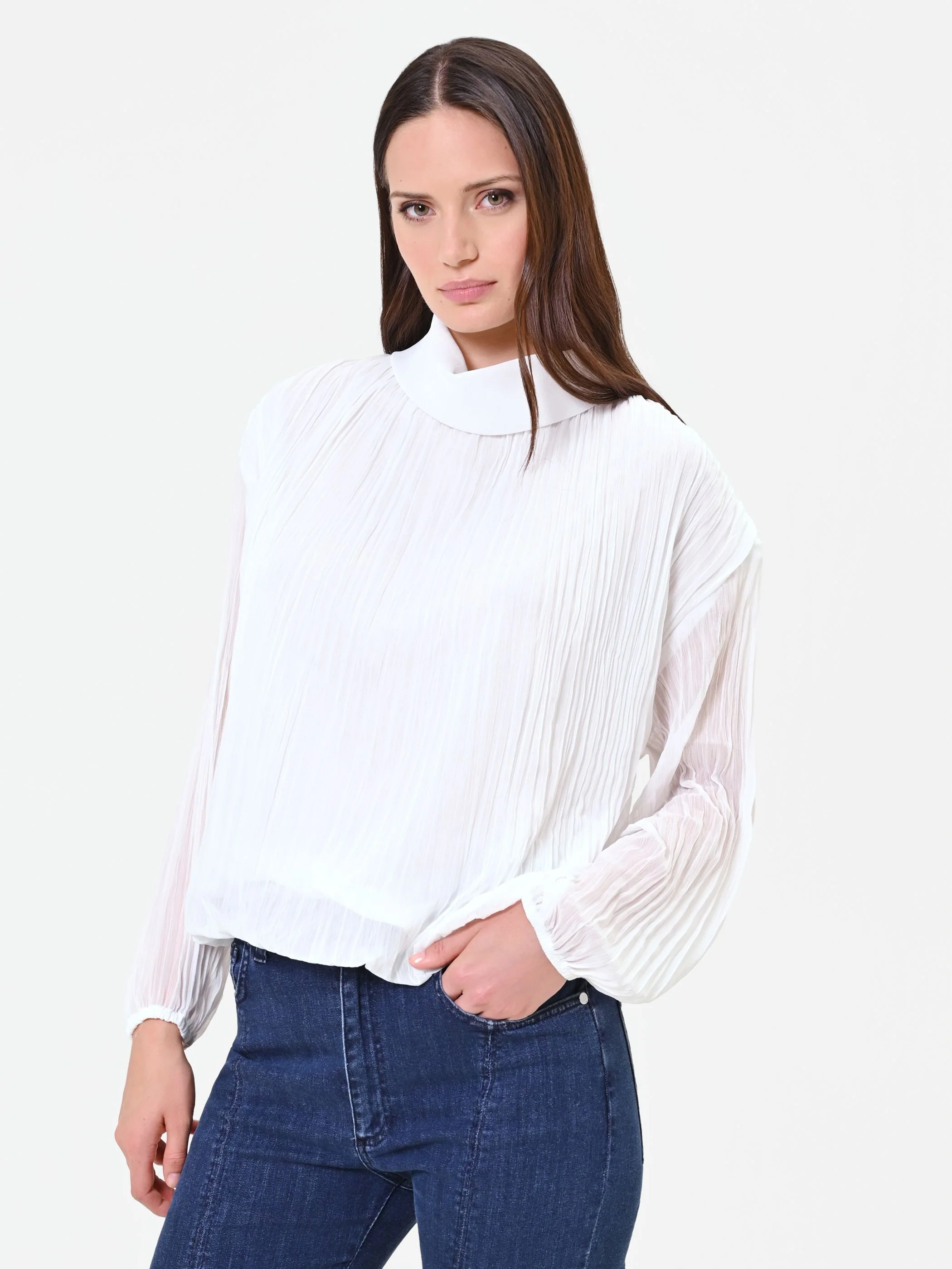 Blusa panna a maniche lunghe con plissettatura - Image 5
