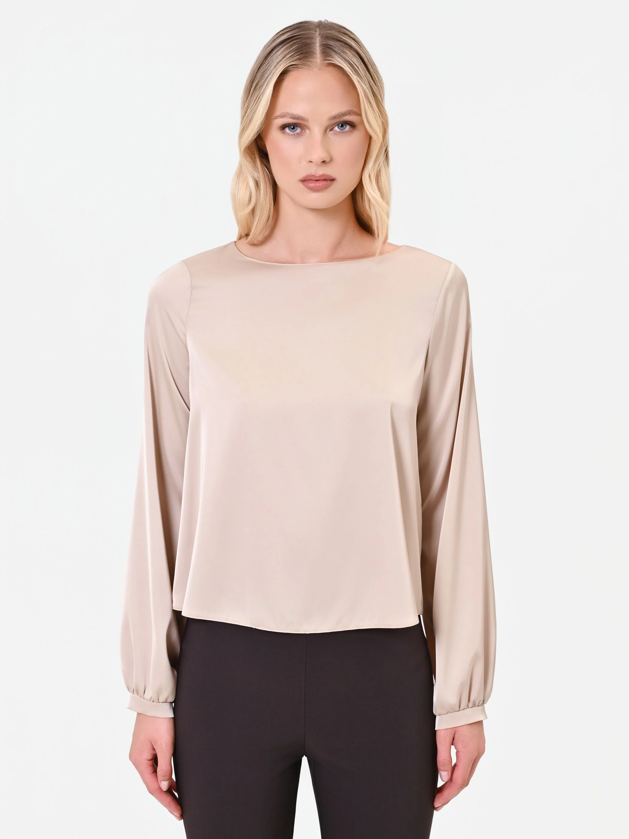 Blusa tortora beige con maniche voluminose - Image 2