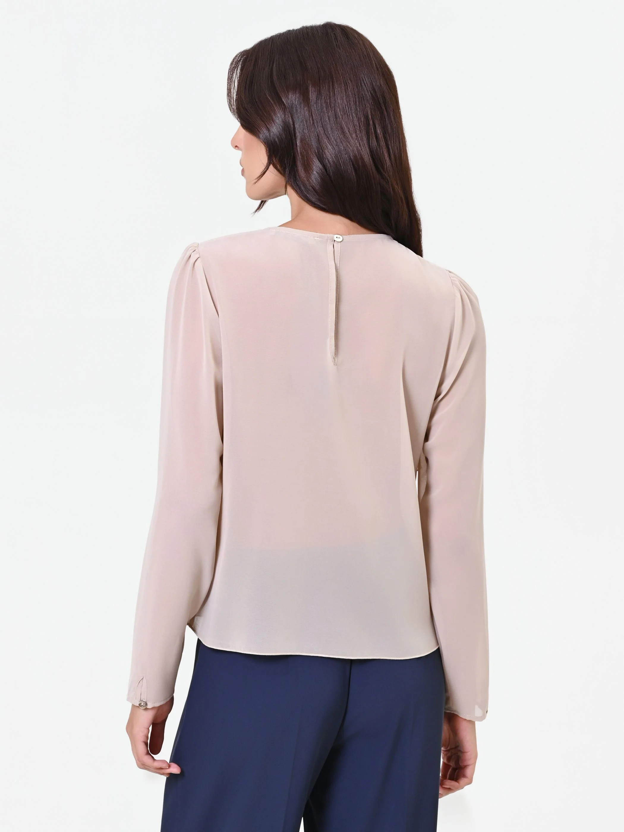 Blusa tortora beige con rouche asimmetrica - Image 3