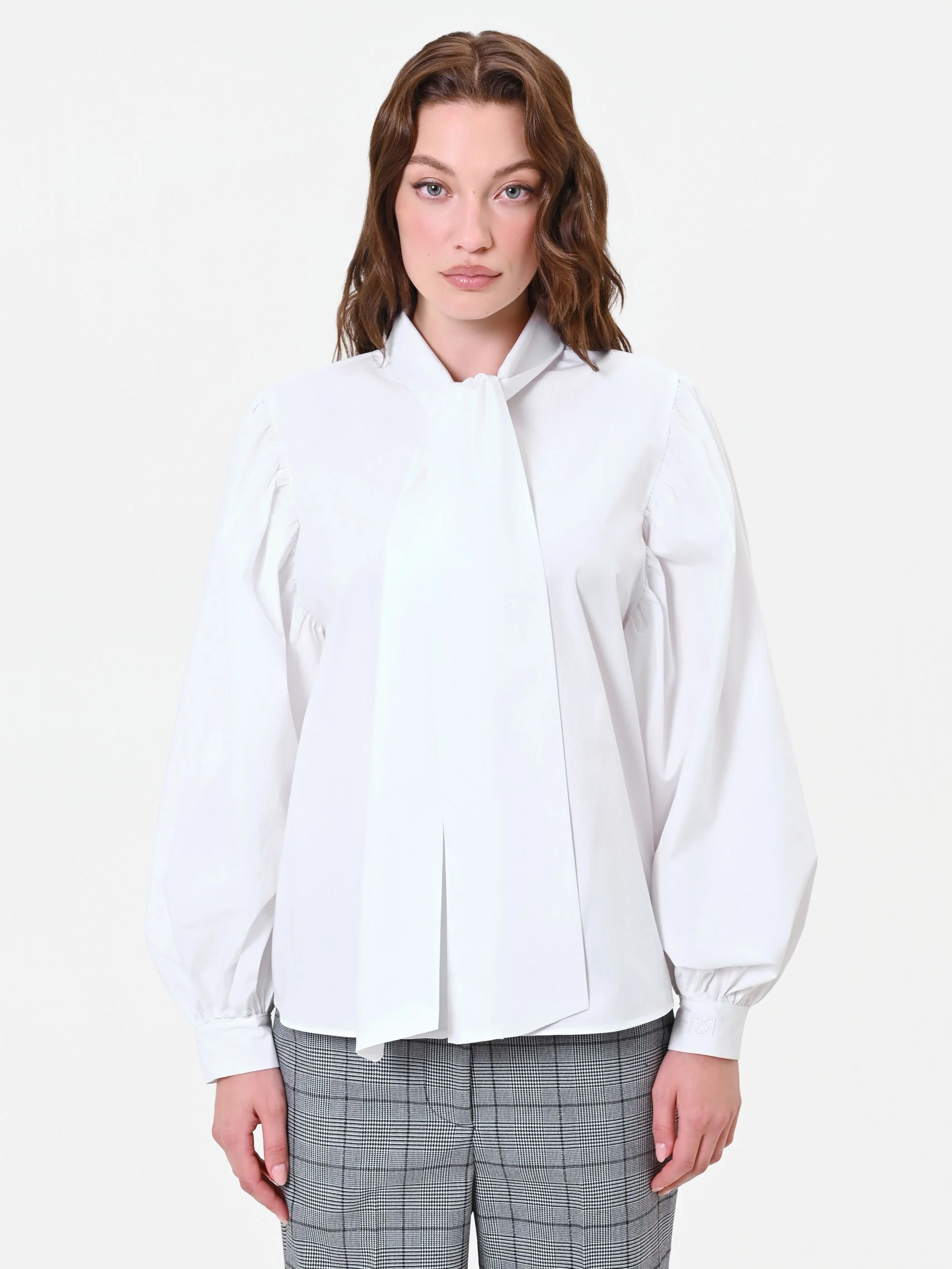 Camicia bianca con fiocco lavallière - Image 2