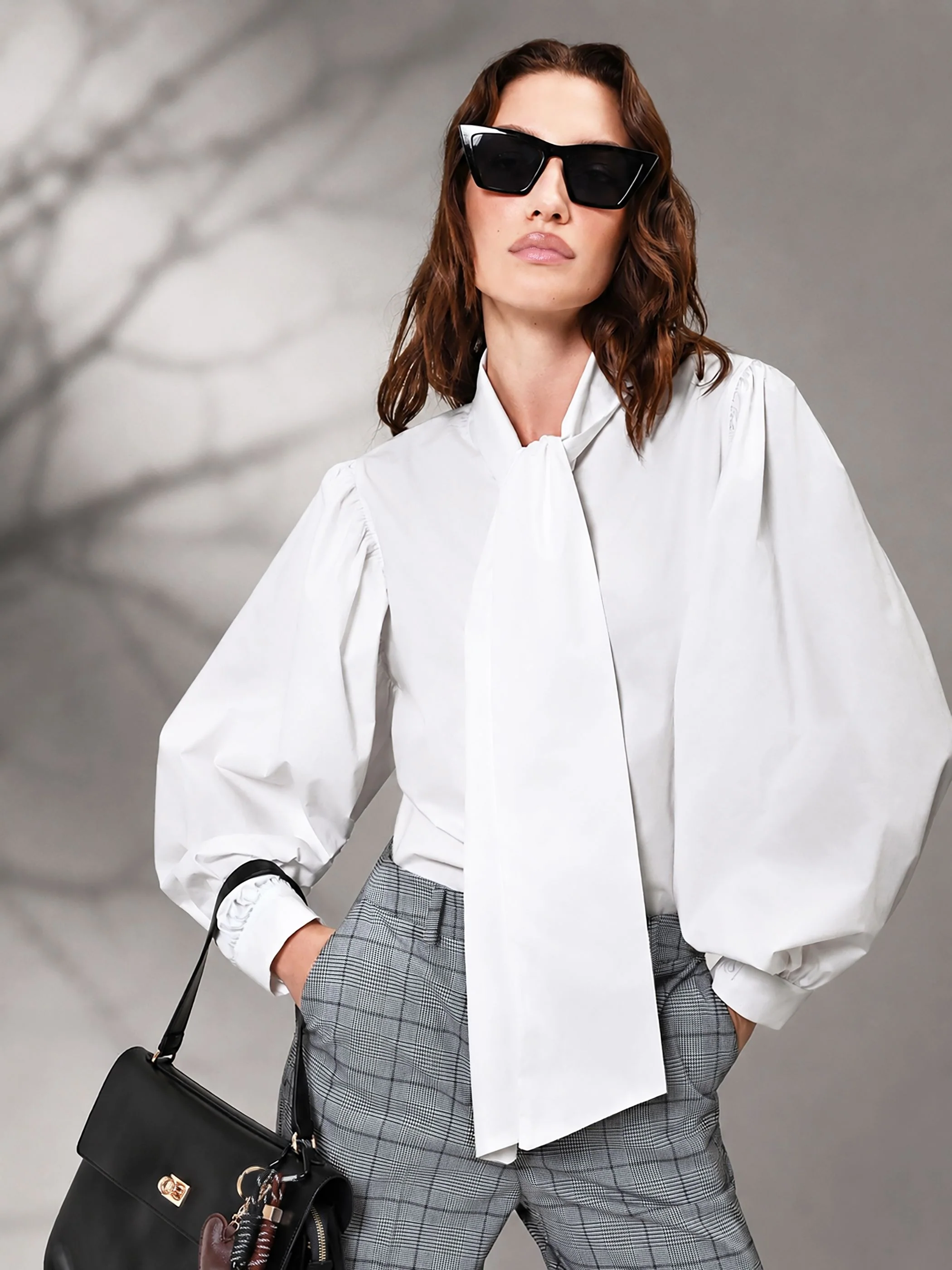 Camicia bianca con fiocco lavallière - Image 6