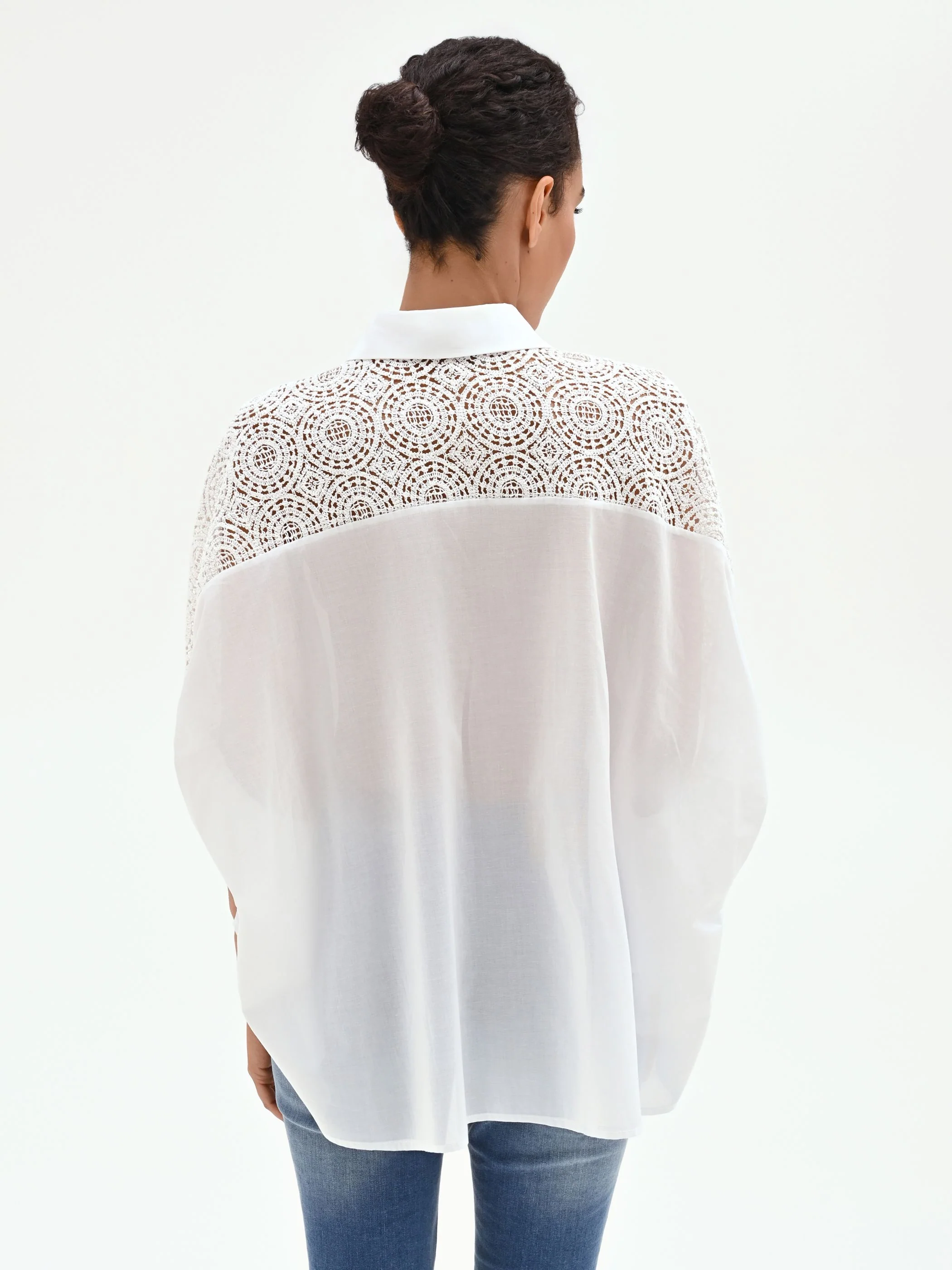 Camicia bianca e inserti in pizzo in cotone - Image 5