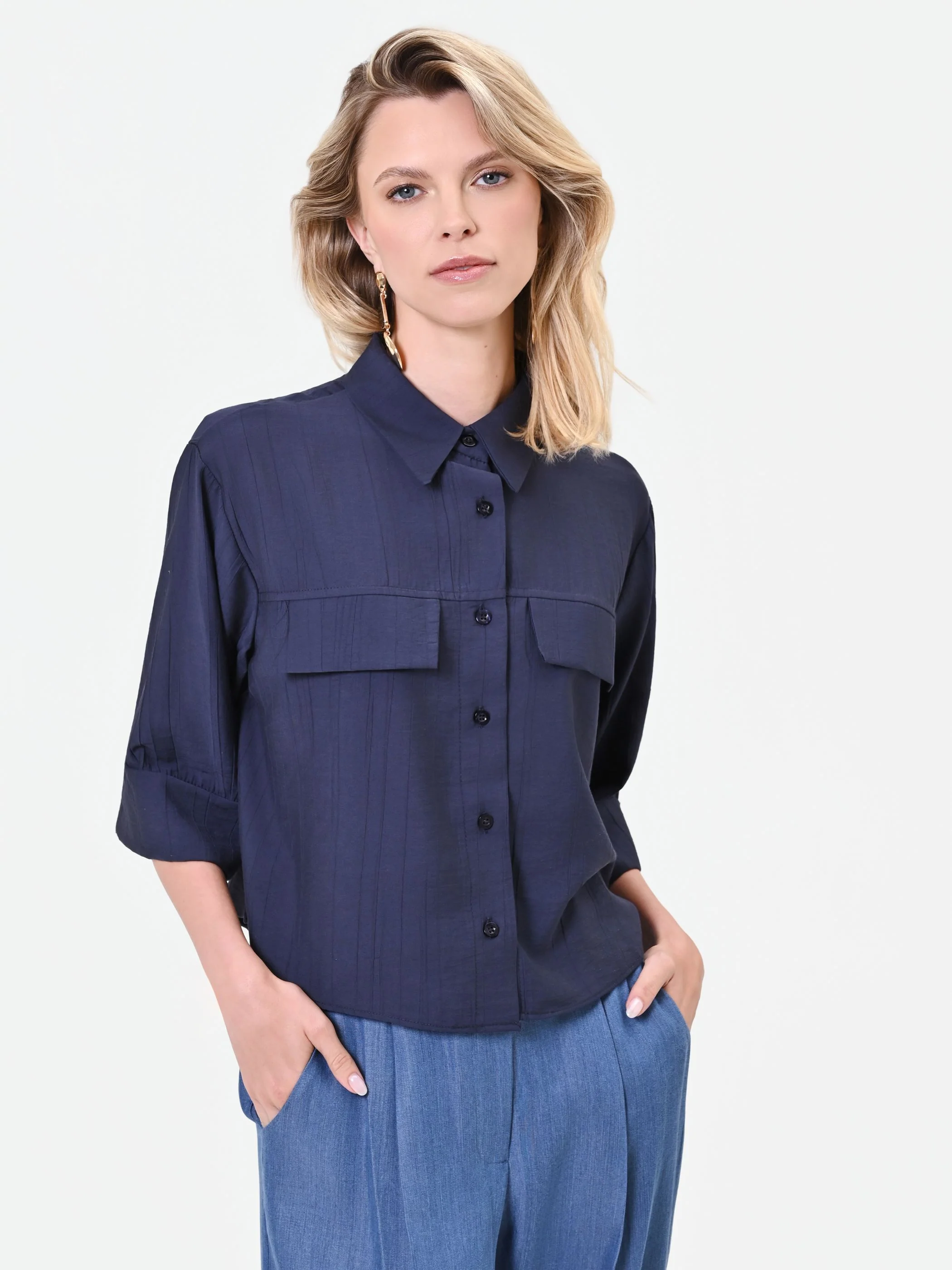 Camicia blu taglio boxy in viscosa - Image 5