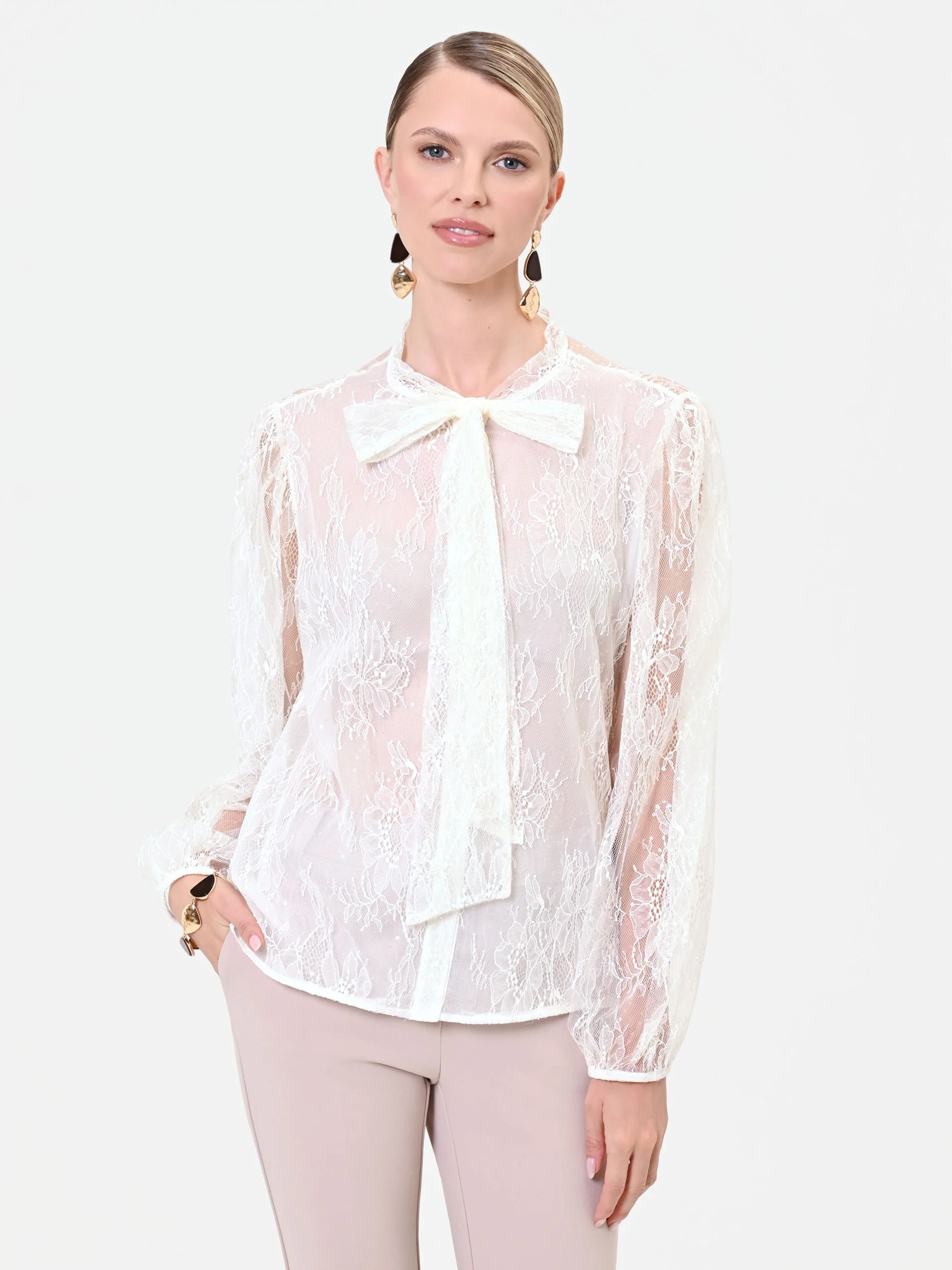 Camicia in pizzo panna bianco con fiocco al collo - Image 5