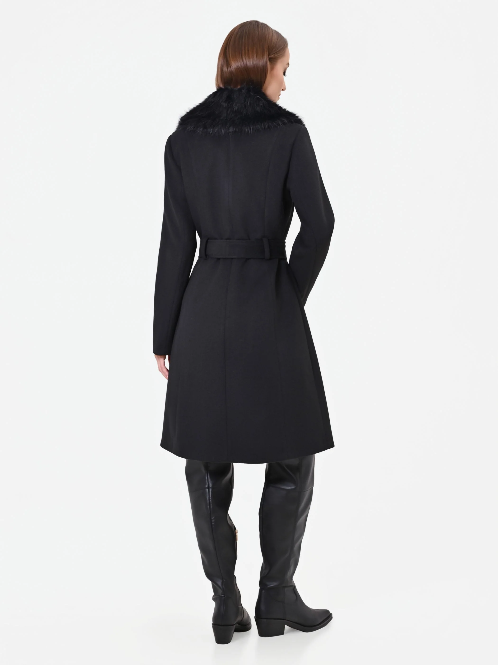 Cappotto nero in velaur con collo effetto pelliccia - Image 2