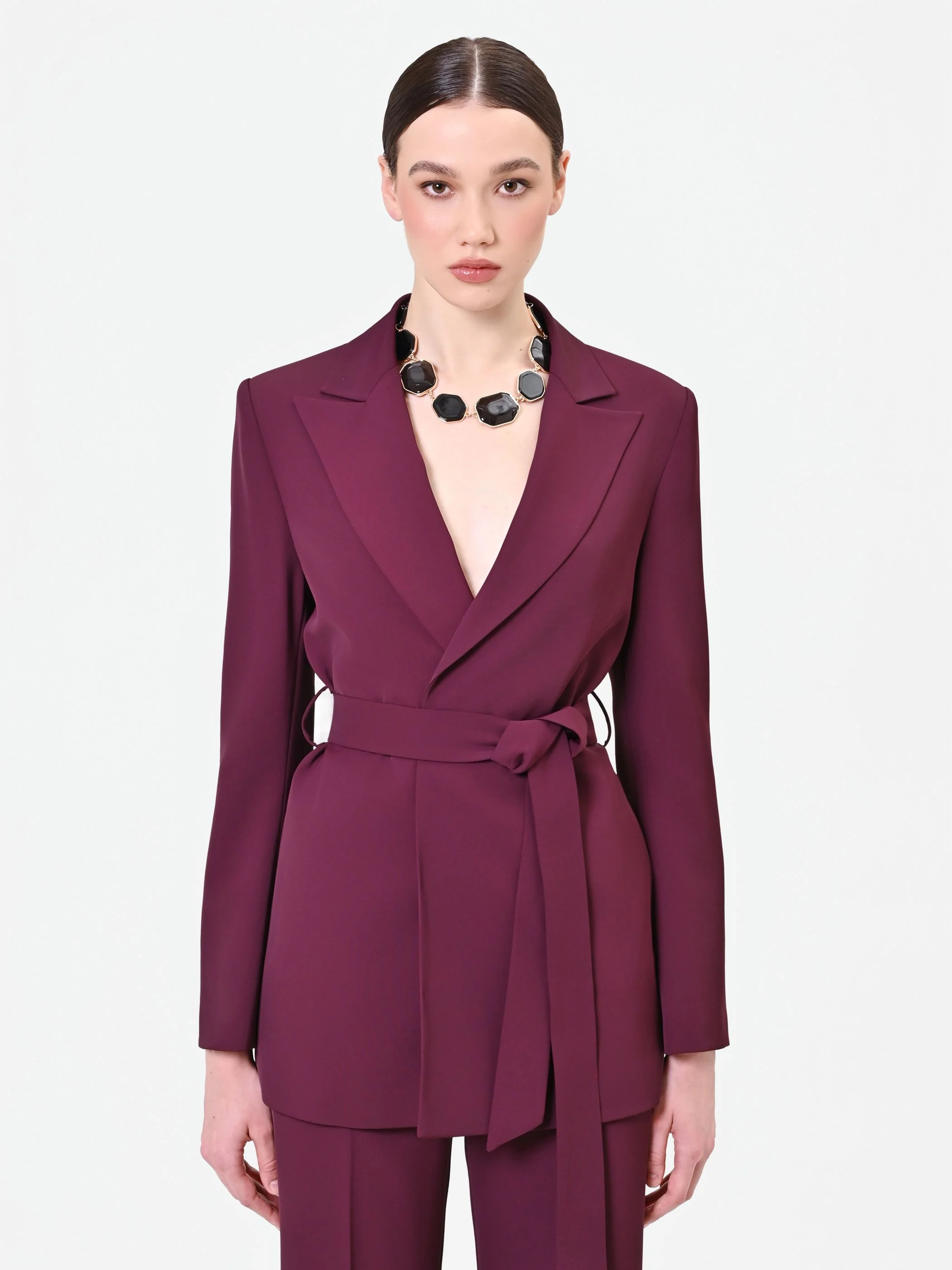 Giacca blazer bordeaux con cintura - Image 2
