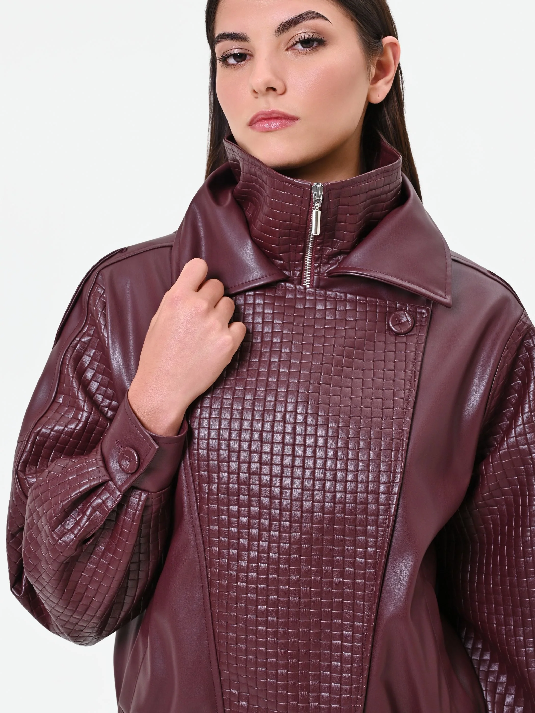 Giacca bordeaux rosso in similpelle trapuntata - Image 4