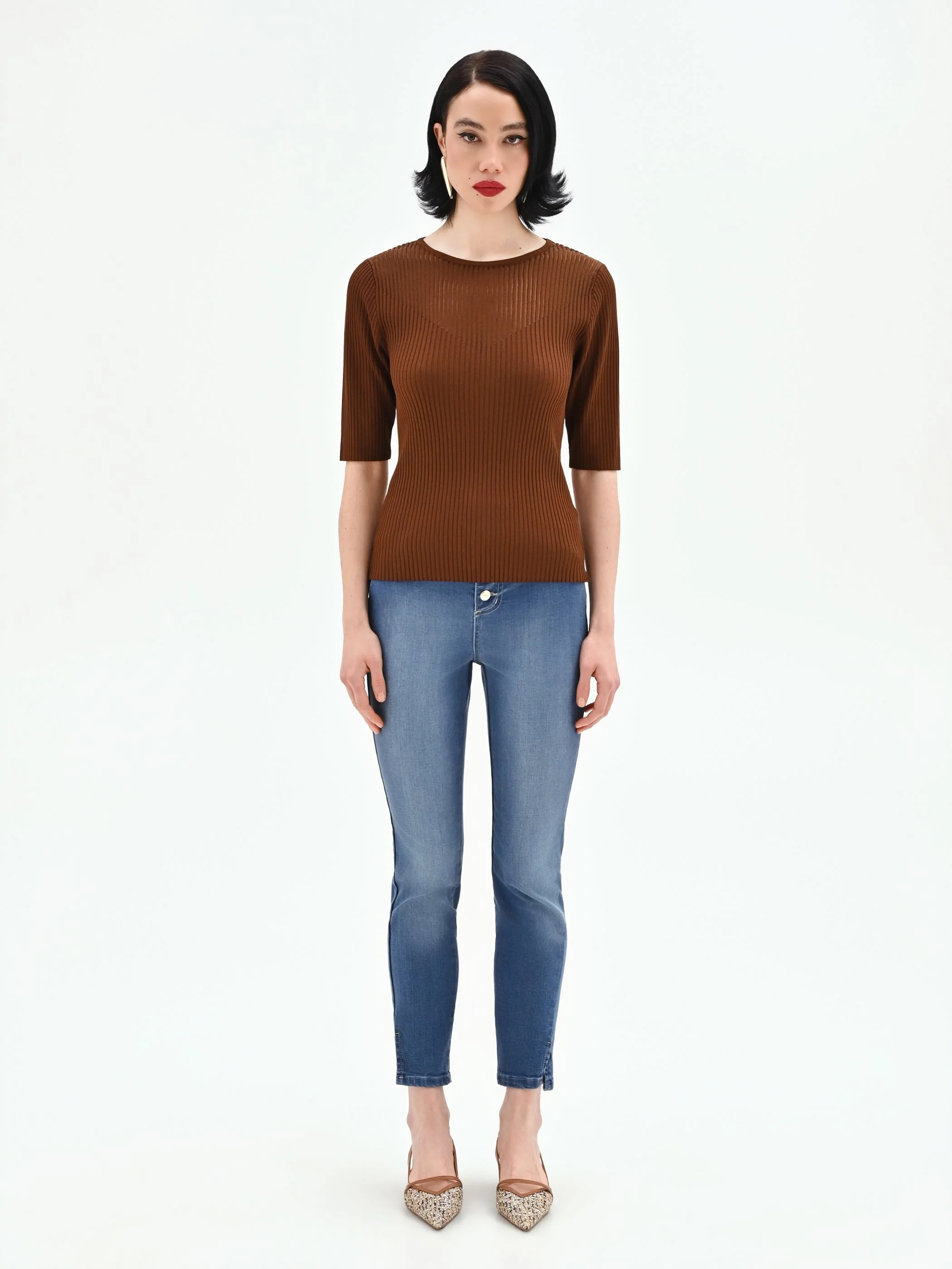 Maglia color cioccolato a costine
