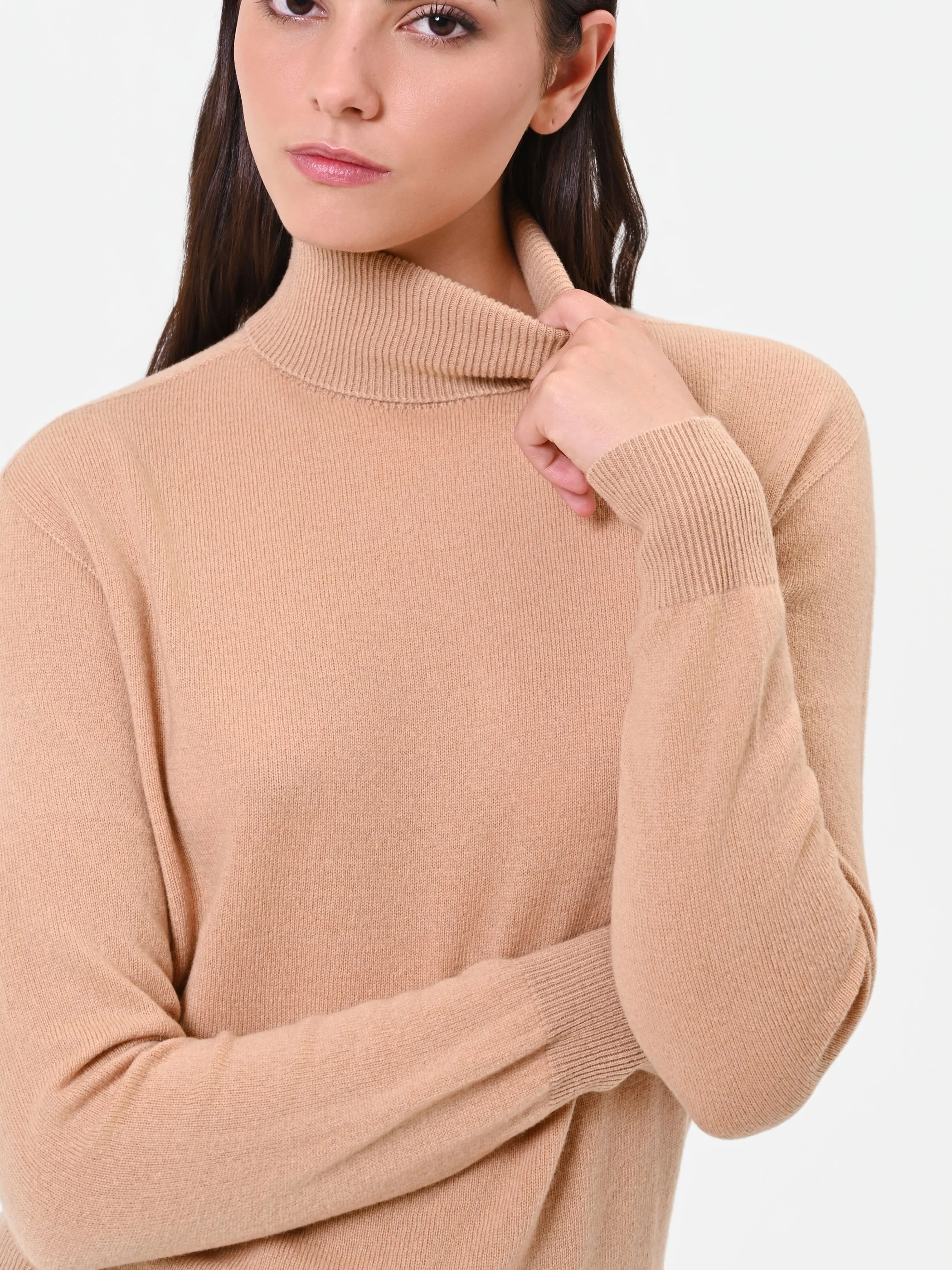 Maglia dolcevita cammello beige - Image 4