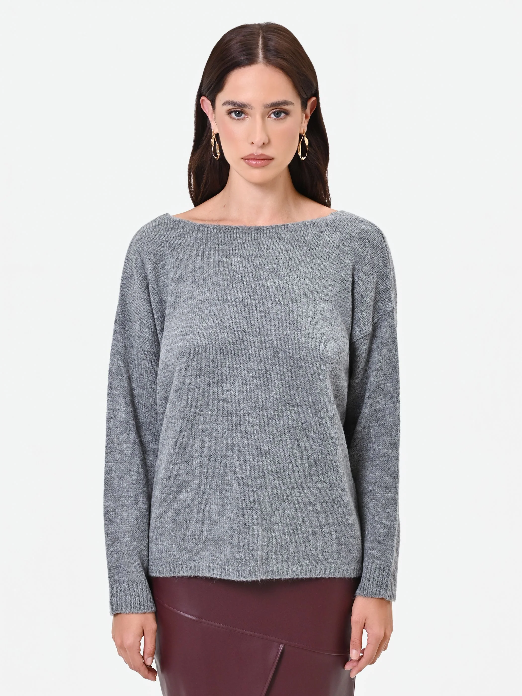 Maglia grigia con scollo a barchetta - Image 2
