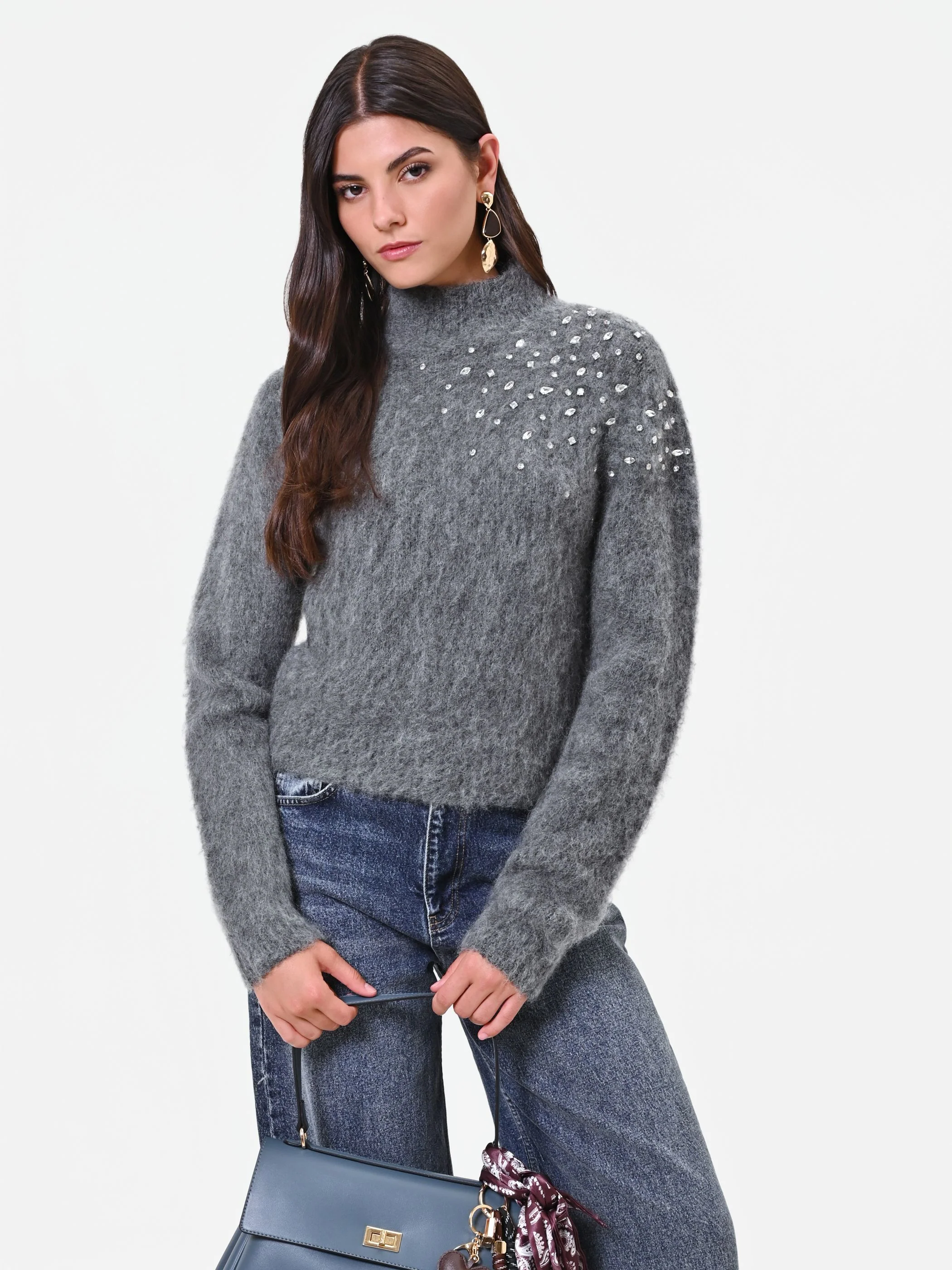 Maglia grigia in mohair con applicazione gioiello - Image 7