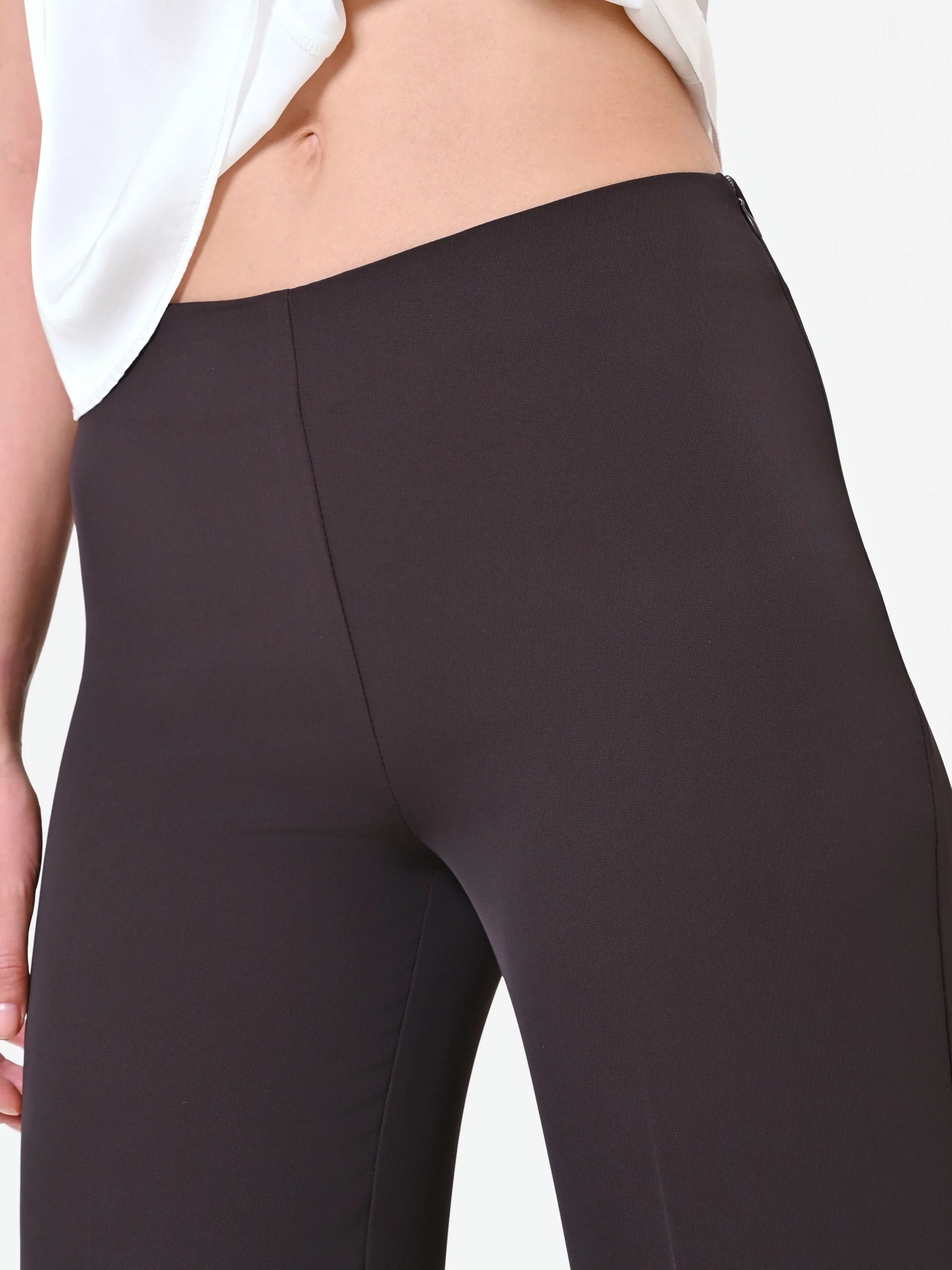 Pantalone a gamba larga moro marrone - Image 3