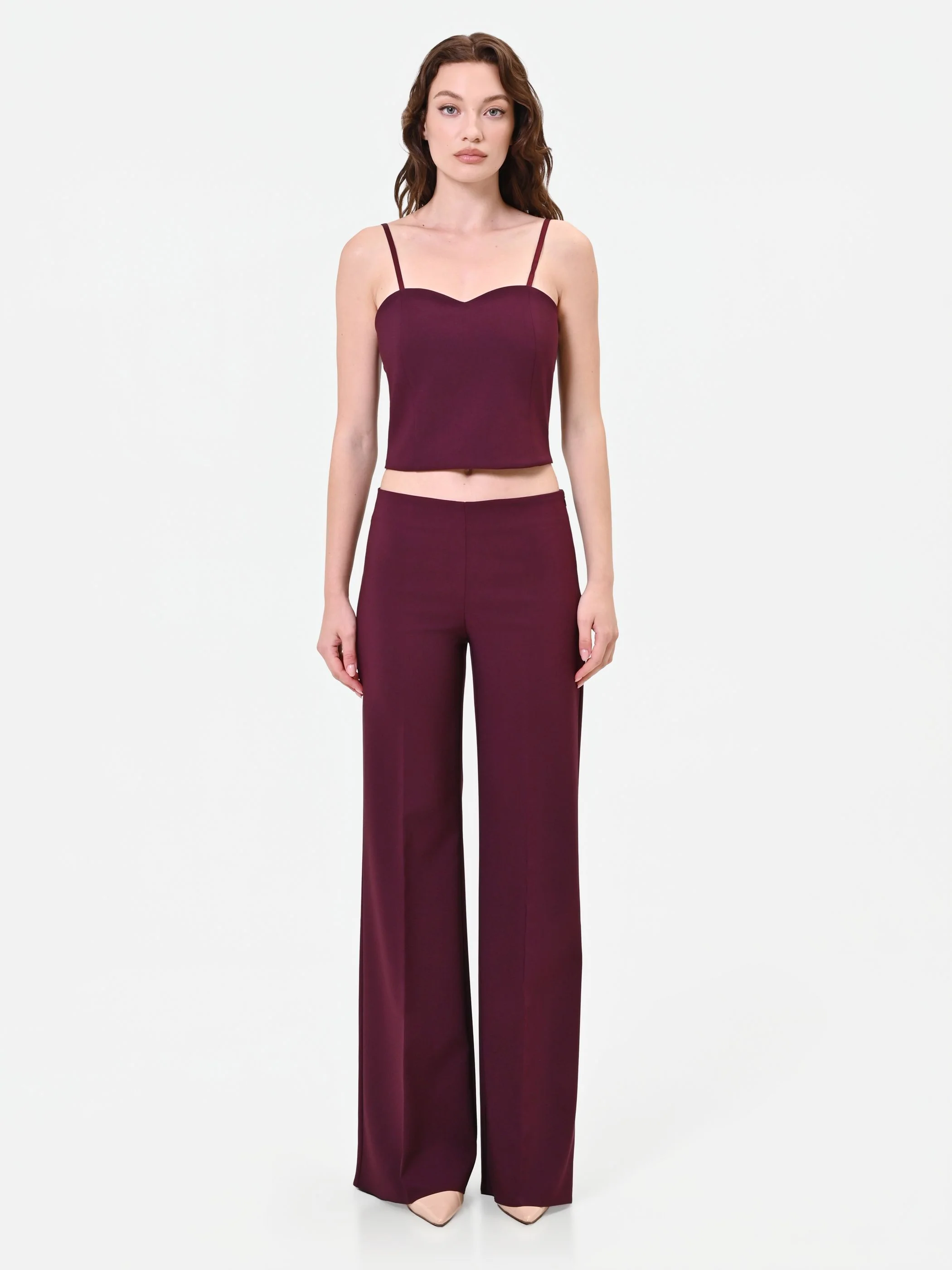 Pantalone a palazzo bordeaux rosso con piega stirata