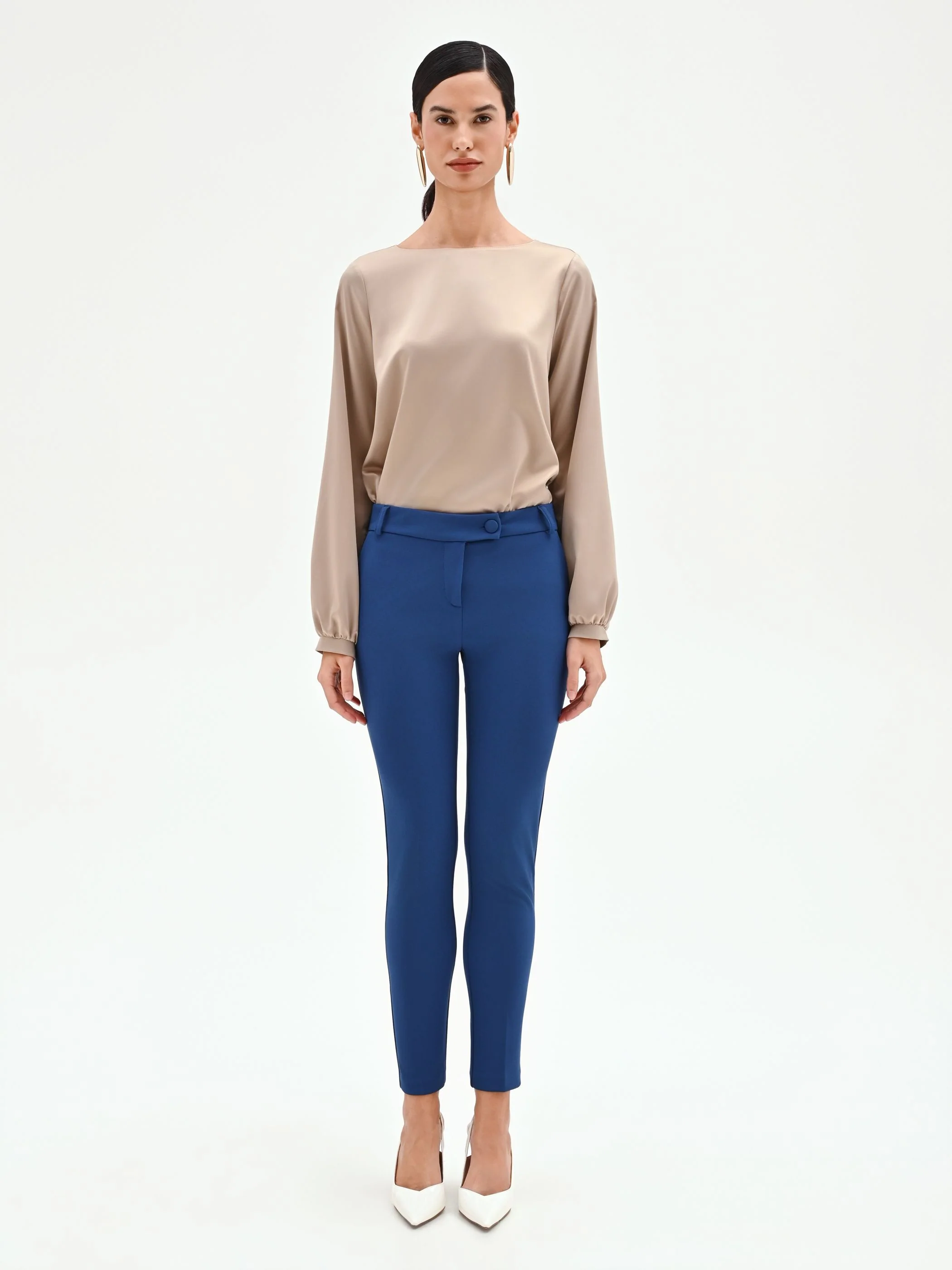 Pantalone a sigaretta blu brillante
