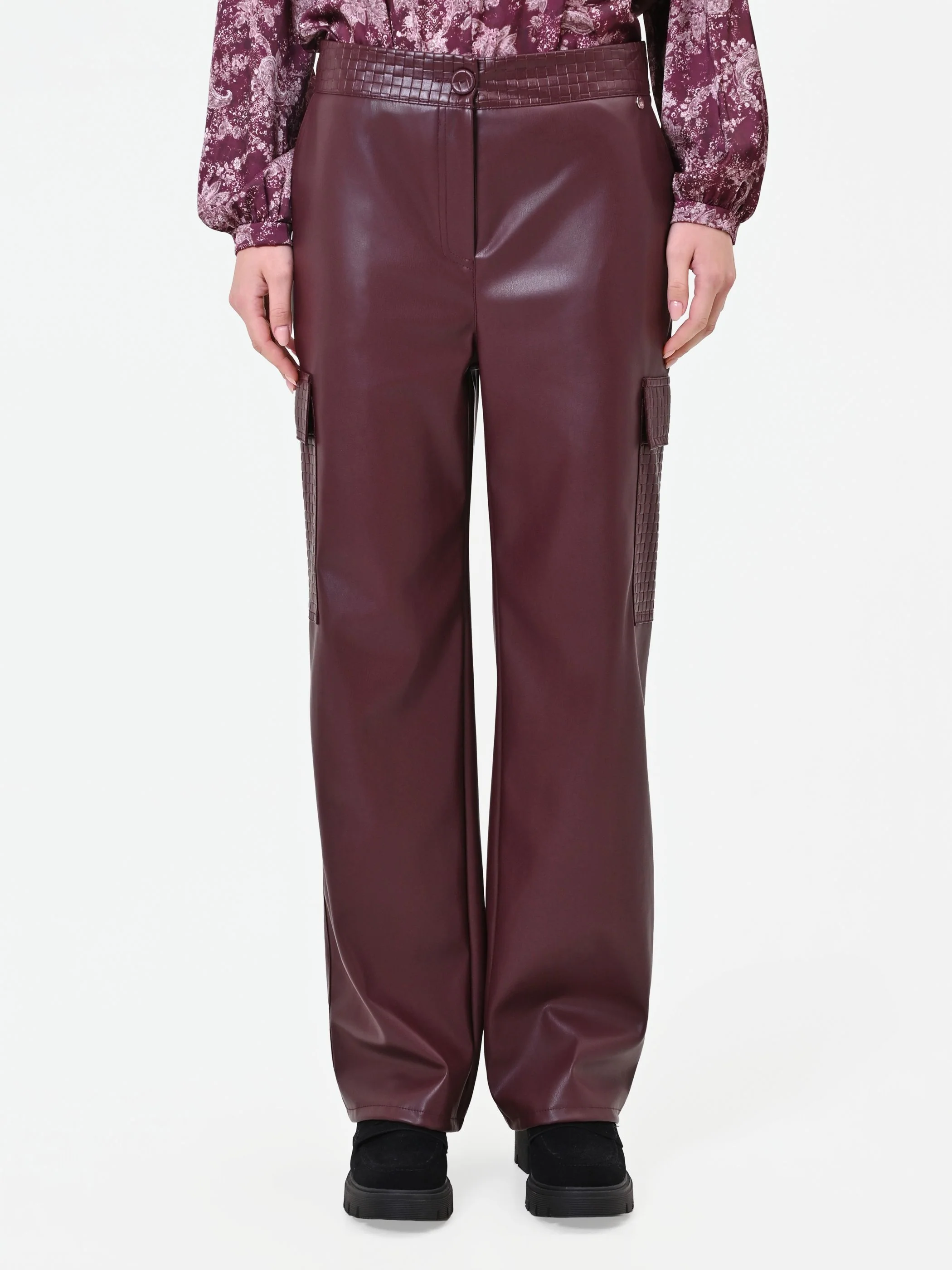 Pantalone cargo bordeaux rosso in similpelle - Image 2