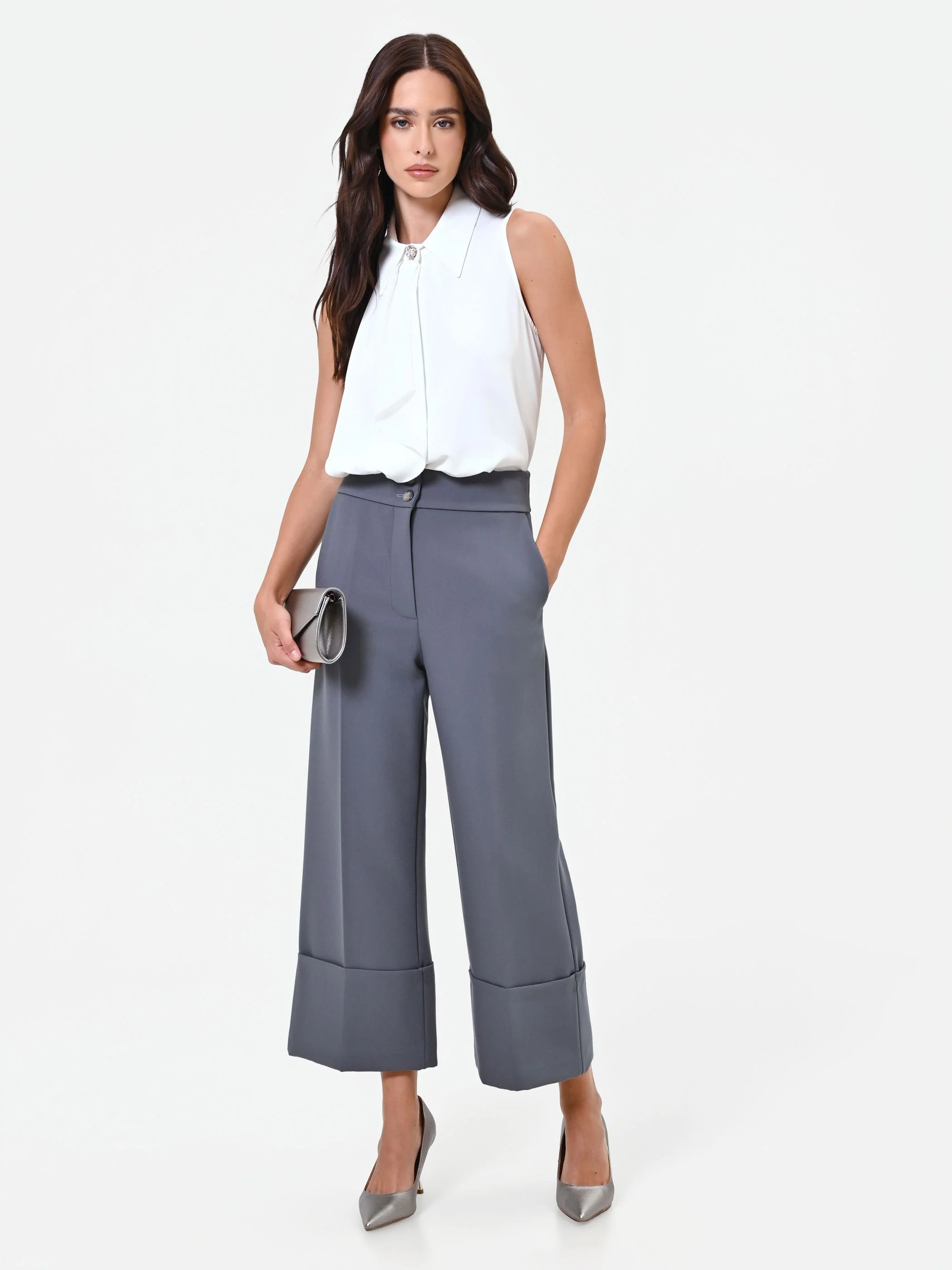 Pantalone culotte grigio con risvolto alto - Image 6
