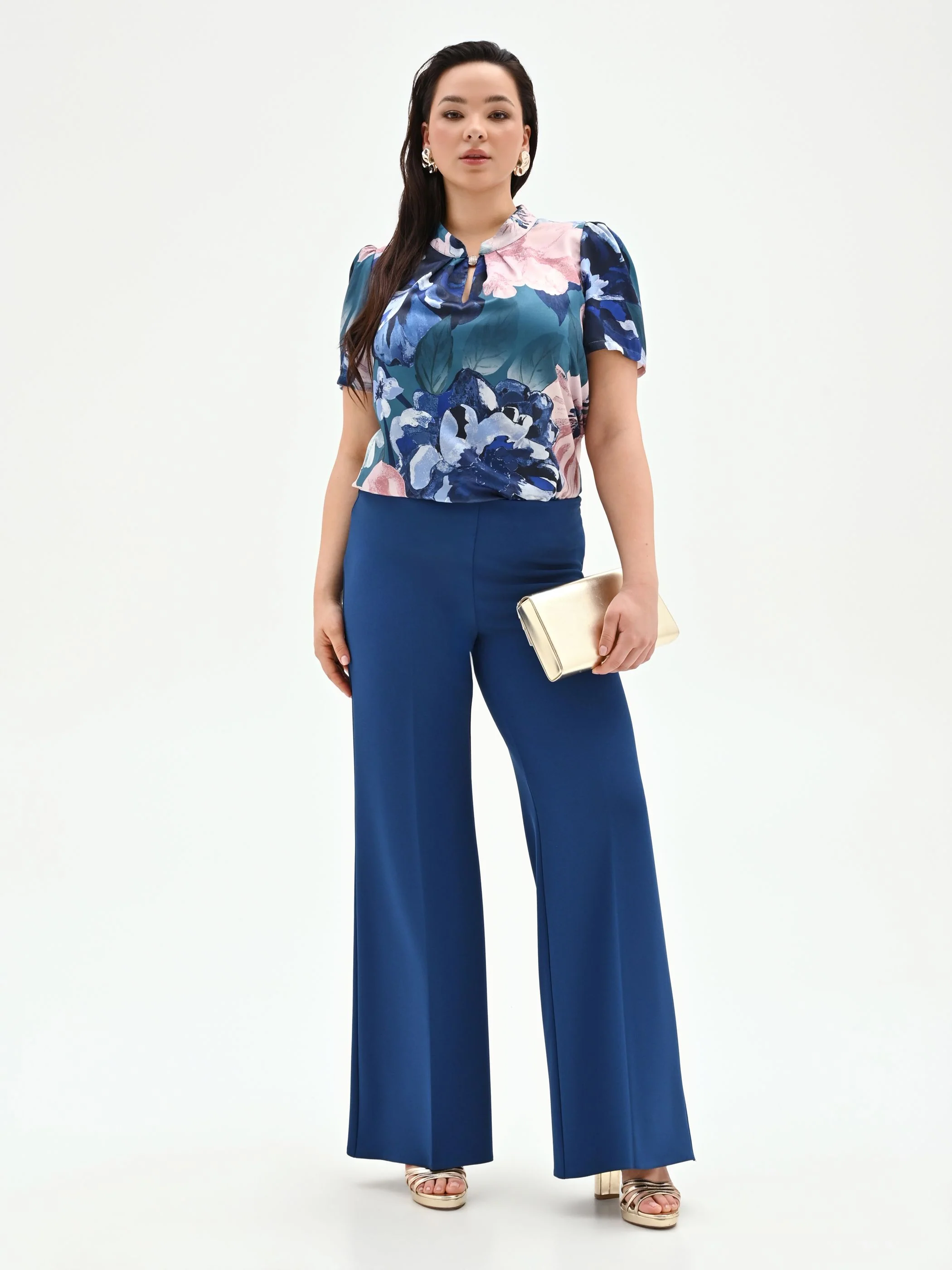Pantalone Curvy a palazzo blu brillante in scuba mano crepe - Image 6