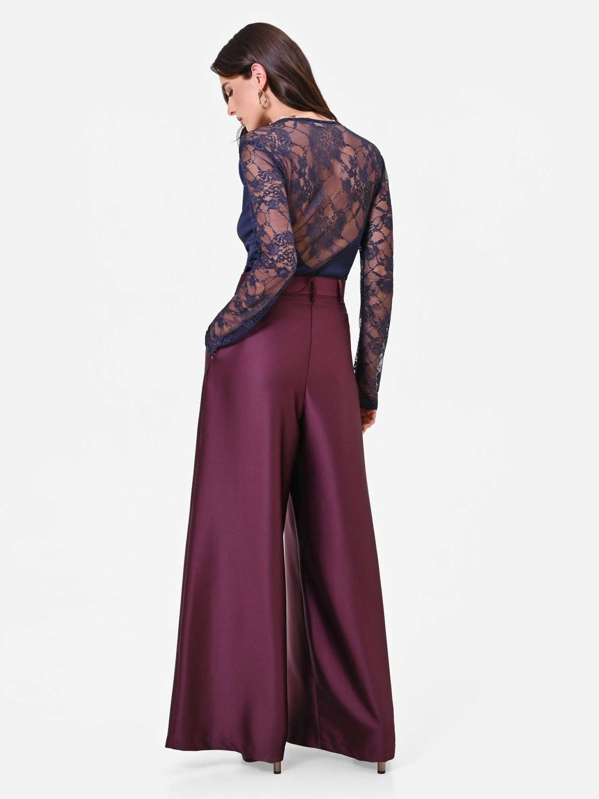 Pantalone palazzo bordeaux in raso - Image 3
