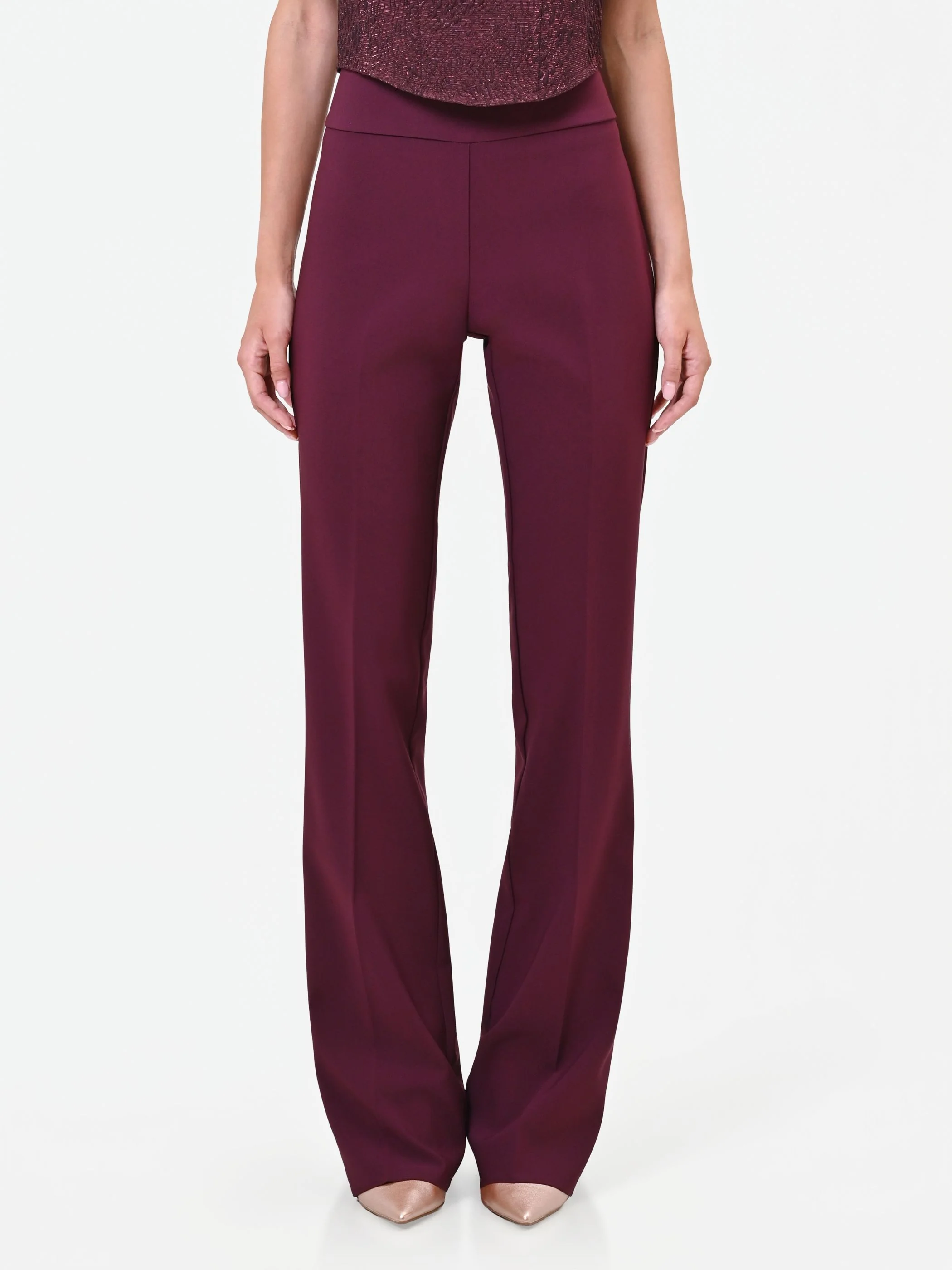 Pantalone svasato bordeaux rosso con piega centrale - Image 4
