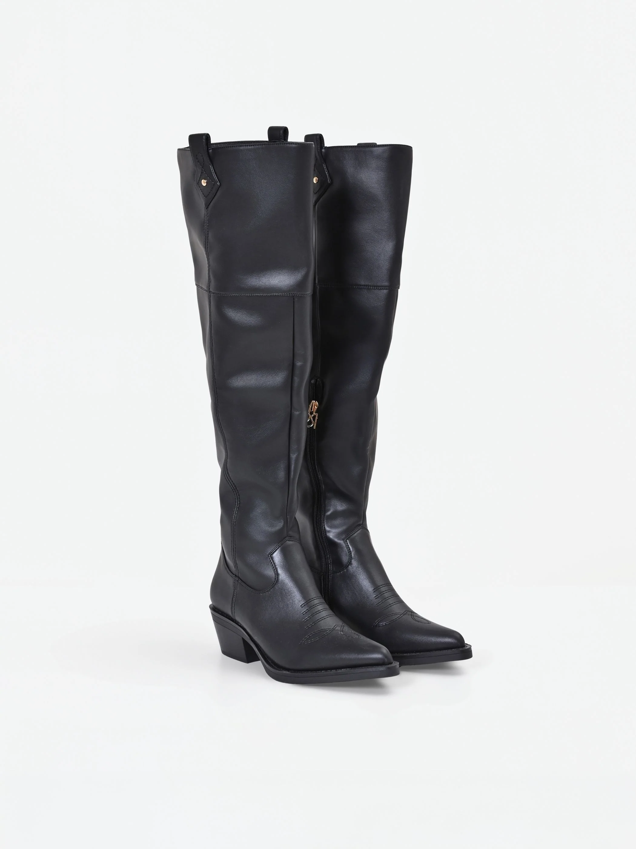 Stivale nero stile texano con gambale alto