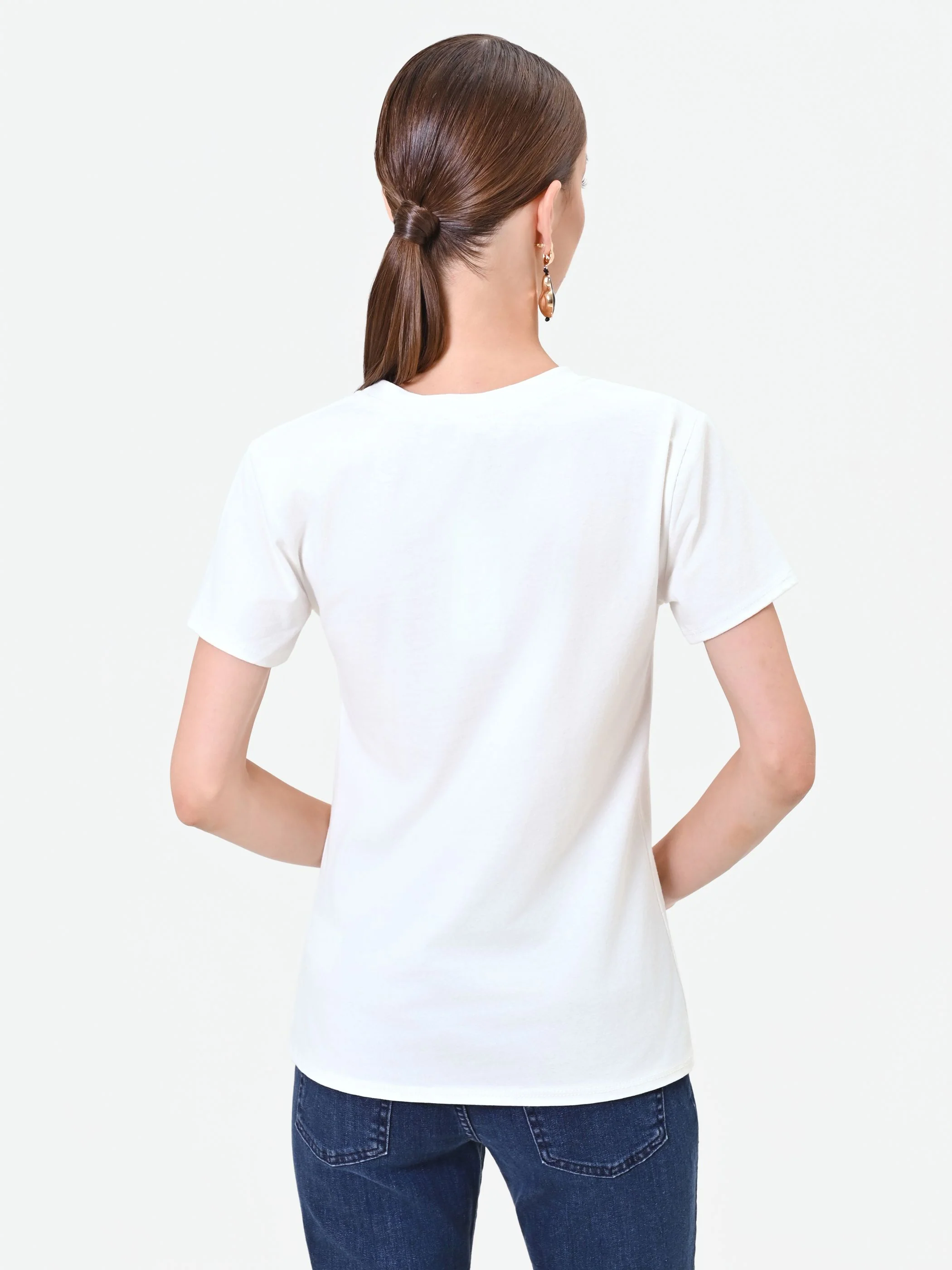 T-shirt panna bianco con dettaglio geometrico - Image 3