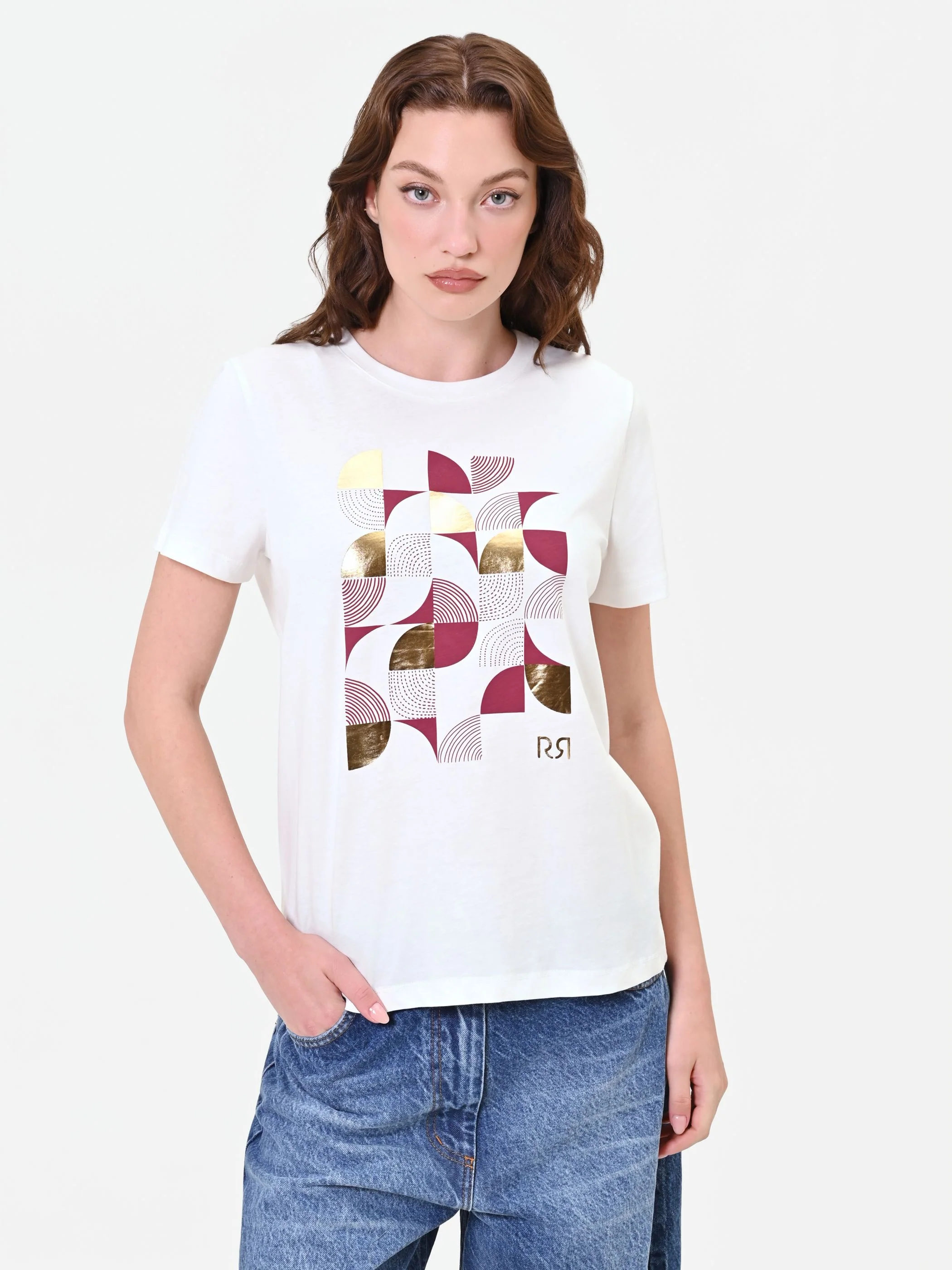 T-shirt panna con stampa grafica laminata - Image 2