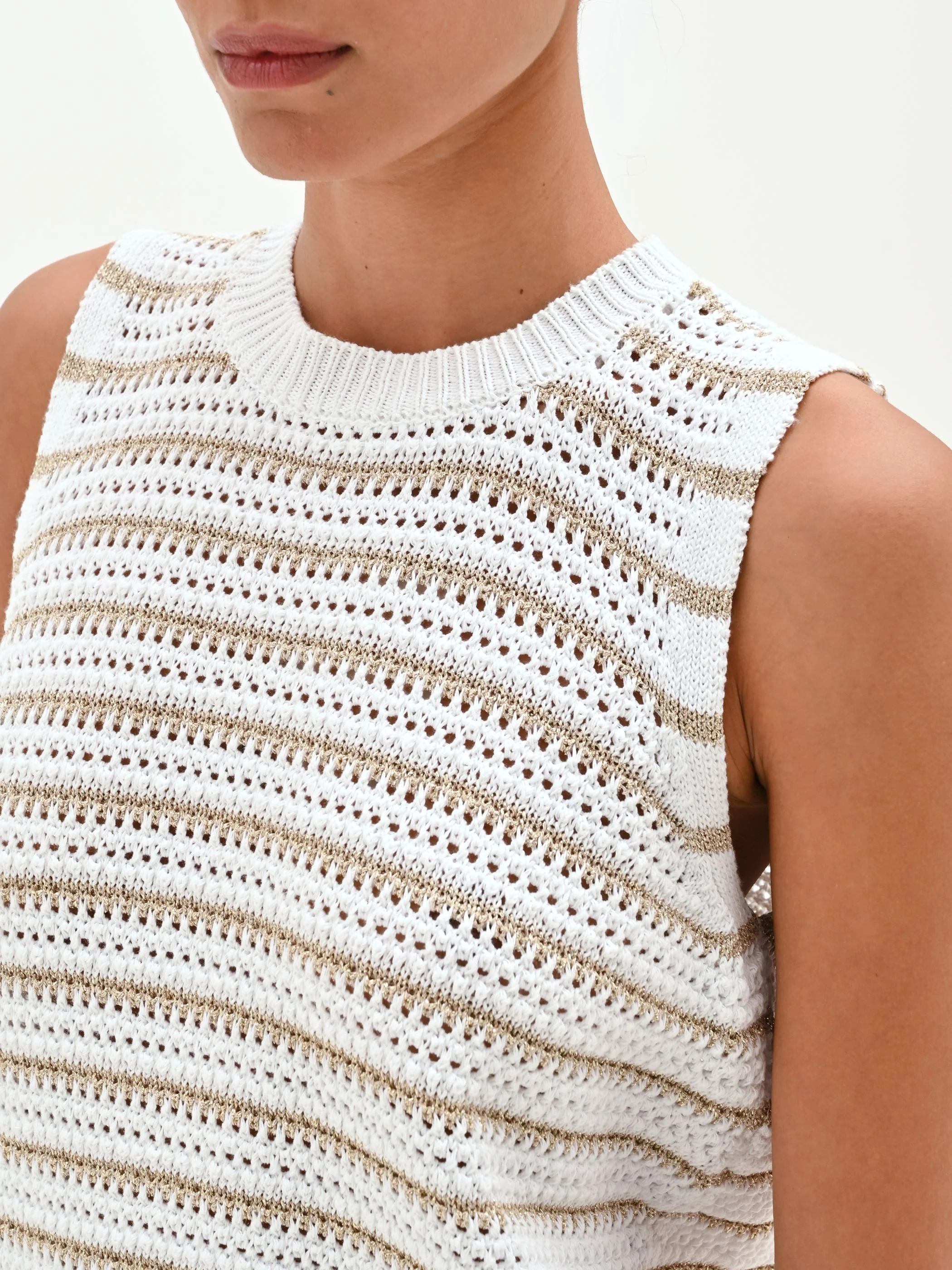 Top bianco panna in maglia crochet a righe - Image 5