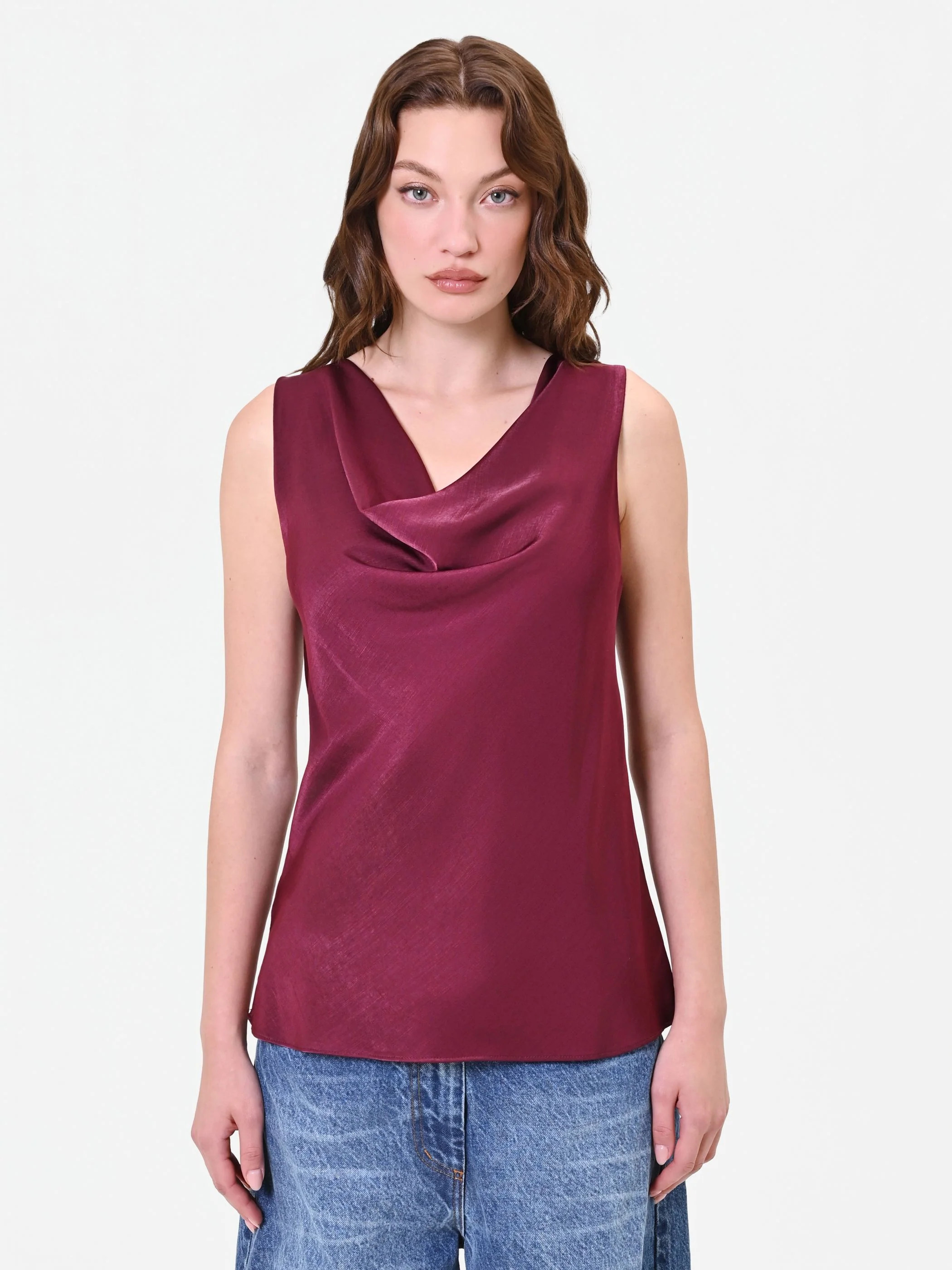 Top in raso bordeaux con scollo a cappuccio - Image 3