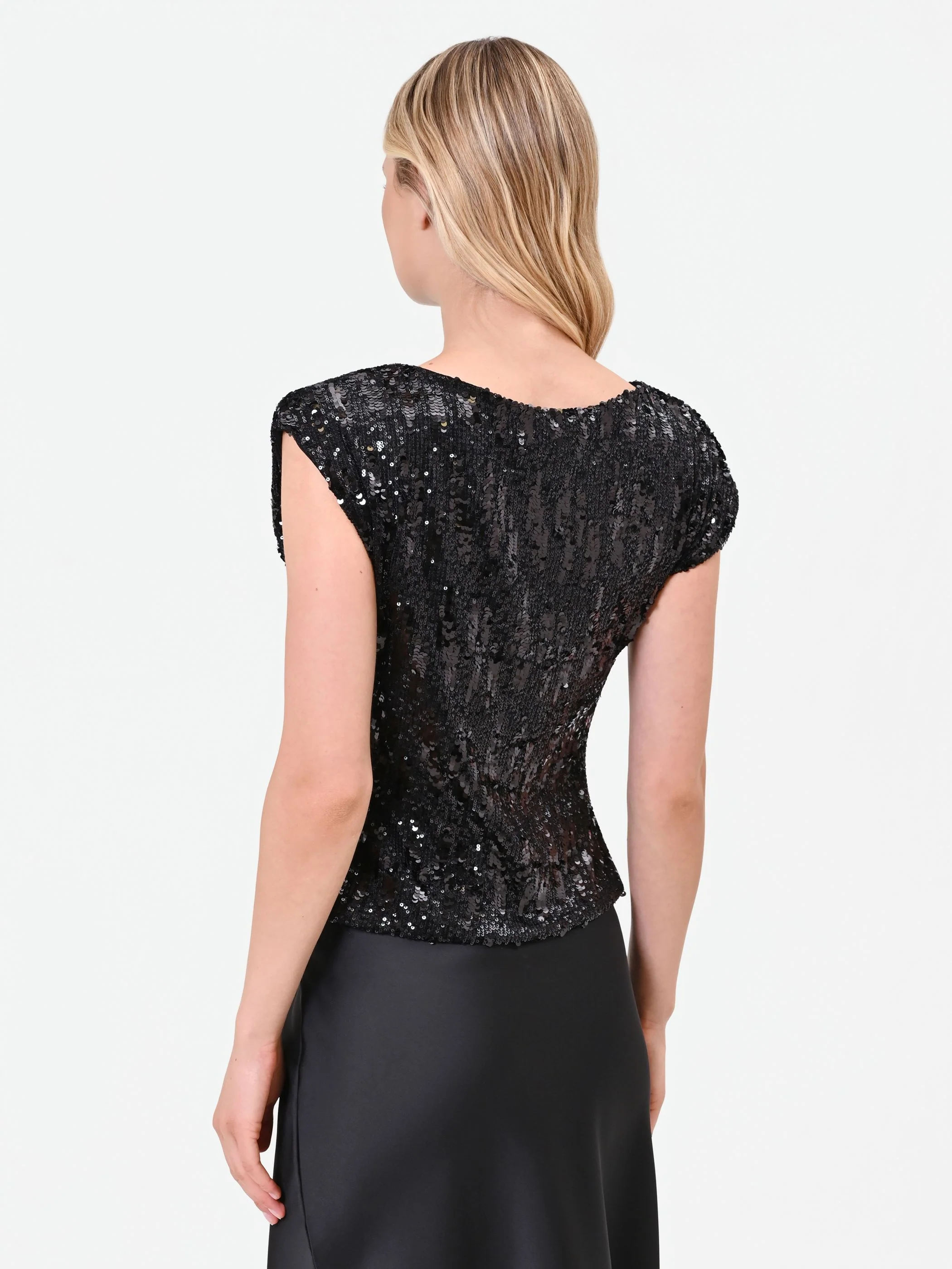 Top nero in paillettes con fondo sfalsato - Image 3