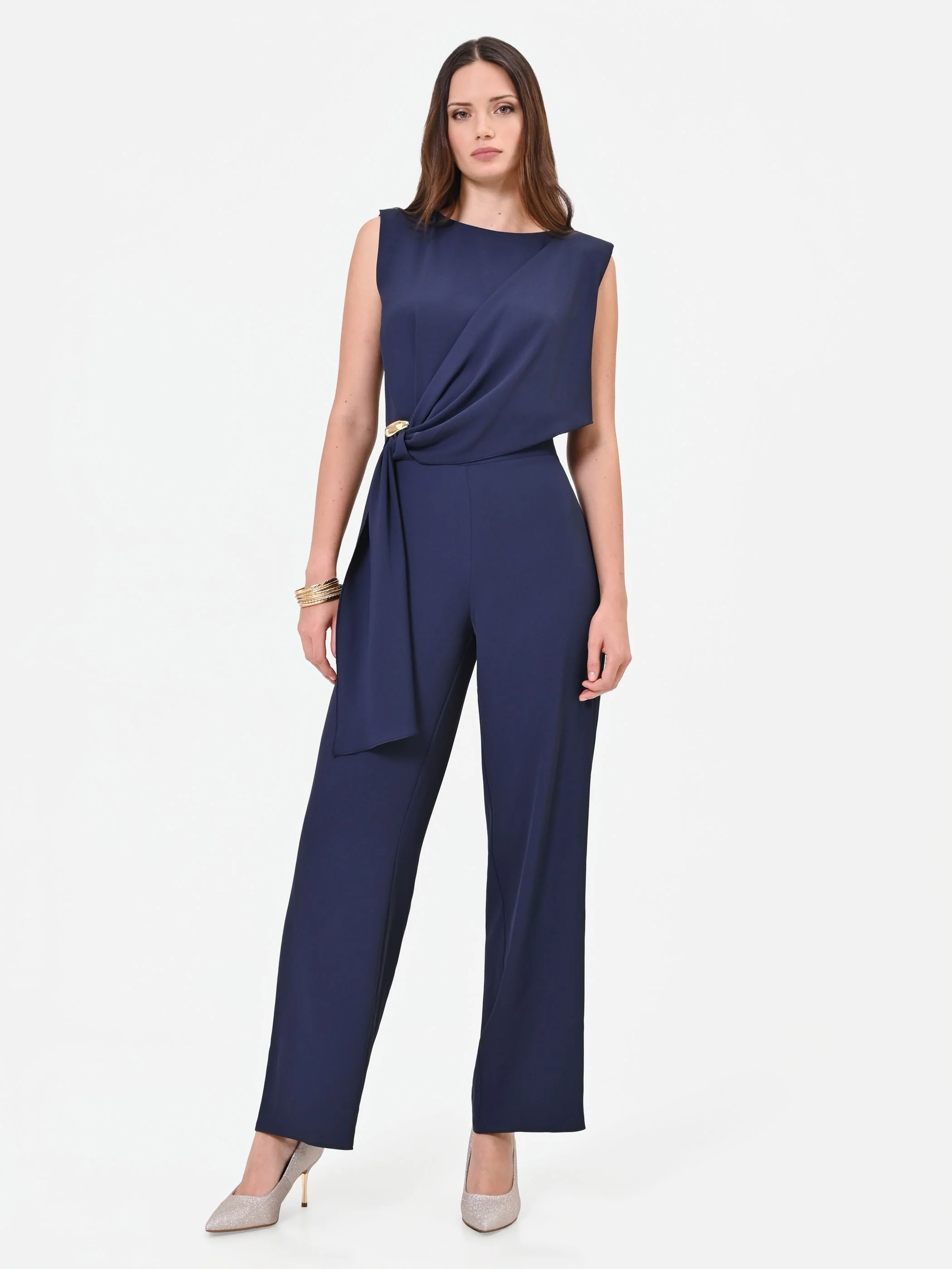 Tuta blu navy con pantalone palazzo e drappeggio - Image 3